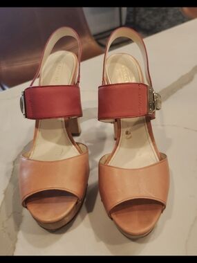 Coach Two-Tone Leather Slingback Heels in Peach and Coral